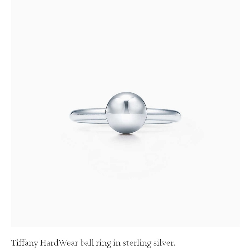 Tiffany &Co hardwear ball ring comes with box/pouc